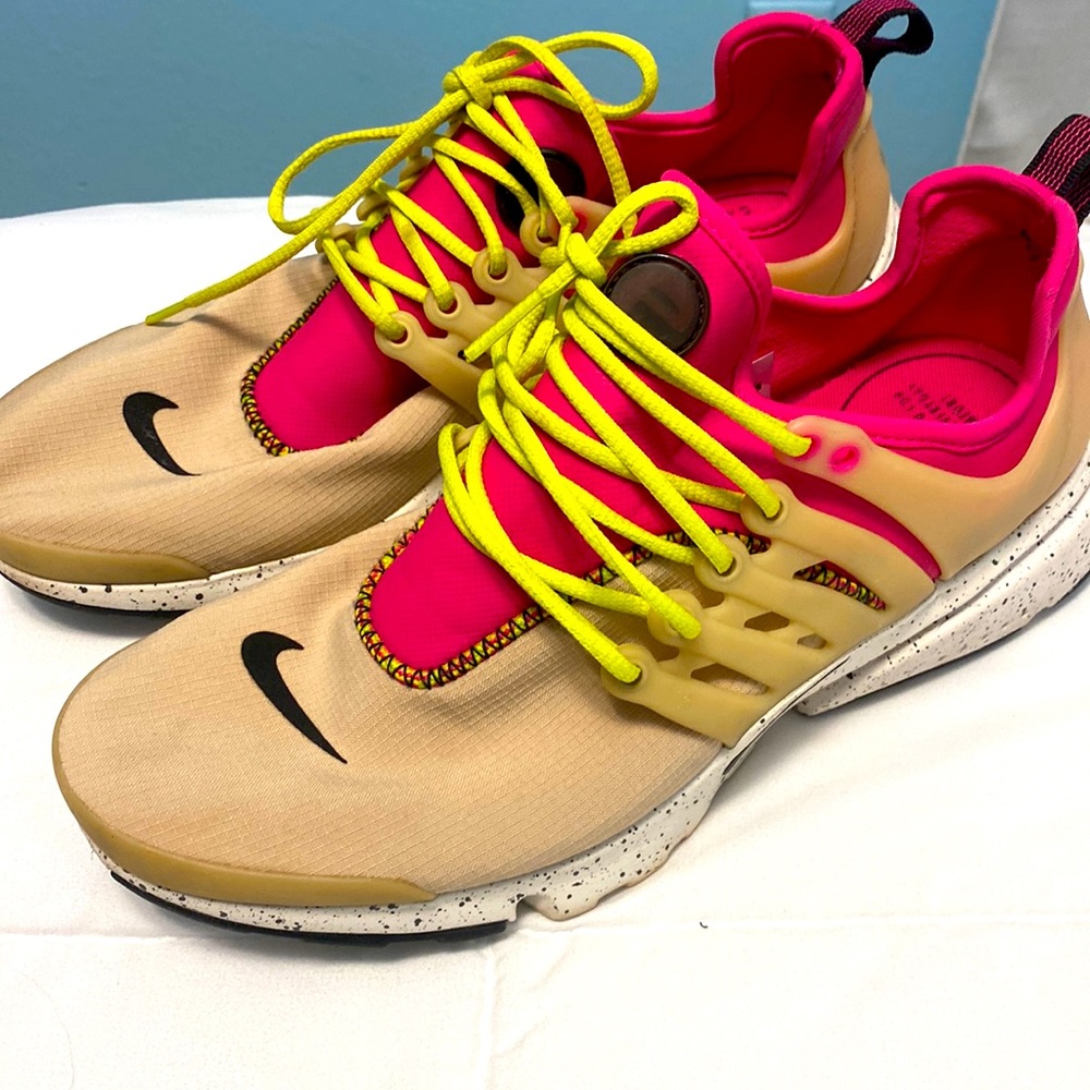 Nike air